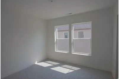 1066 W 880 S #38, Woods Cross, UT 84087 - Photo 4