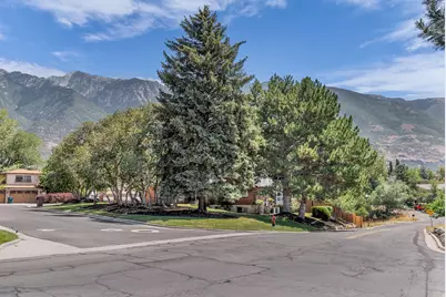2128 E 11270 S, Sandy, UT 84092 - Photo 40