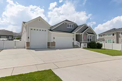 2839 S Drake Ave, Saratoga Springs, UT 84045 - Photo 2