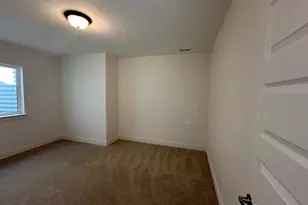 12894 S Berlynn Dr, Riverton, UT 84065 - Photo 94