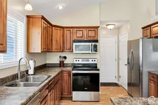 2624 Meadow Ln, North Logan, UT 84341 - Photo 6