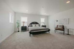 5233 S Paramount Dr, Riverdale, UT 84405 - Photo 12