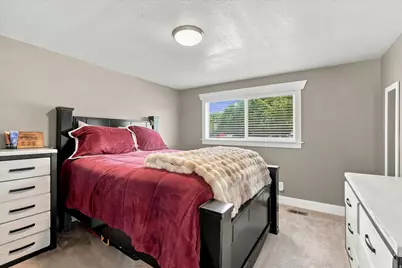 335 W Center St, Smithfield, UT 84335 - Photo 20