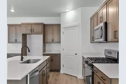 857 N 1820 E #429, Salem, UT 84653 - Photo 6