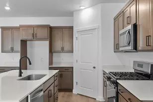 857 N 1820 E, Salem, UT 84653 - Photo 6