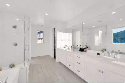 1722 W Oakridge Cir, Lehi, UT 84043 - Photo 38