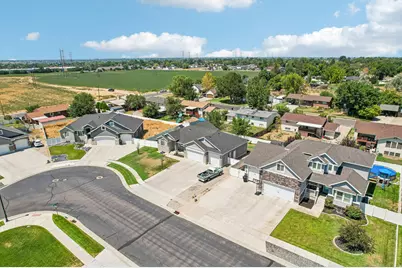 1438 W 2535 N, Clinton, UT 84015 - Photo 46