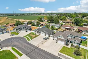 1438 W 2535 N, Clinton, UT 84015 - Photo 46