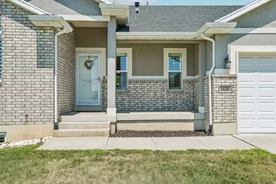 1438 W 2535 N, Clinton, UT 84015 - Photo 4
