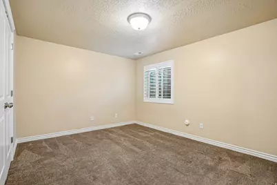 1438 W 2535 N, Clinton, UT 84015 - Photo 22