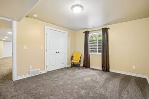 1438 W 2535 N, Clinton, UT 84015 - Photo 28