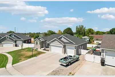 1438 W 2535 N, Clinton, UT 84015 - Photo 40