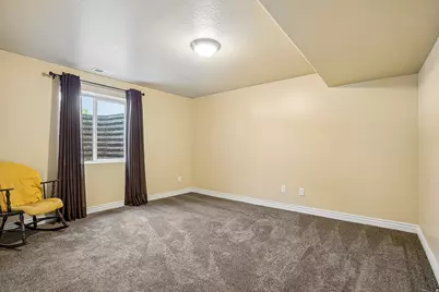 1438 W 2535 N, Clinton, UT 84015 - Photo 26