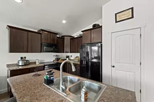 3396 S Carmy Rd W, Magna, UT 84044 - Photo 6