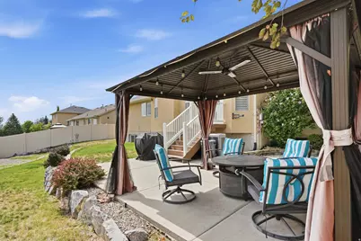 7043 S Sorrento Way, West Jordan, UT 84081 - Photo 20