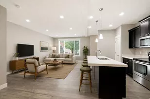 9289 S Castlebury Ct, Sandy, UT 84094 - Photo 8