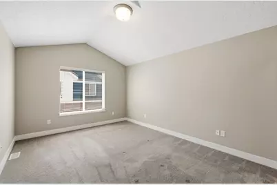 9289 S Castlebury Ct, Sandy, UT 84094 - Photo 16