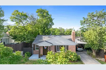 2490 E Commonwealth Ave S, Salt Lake City, UT 84109 - Photo 4