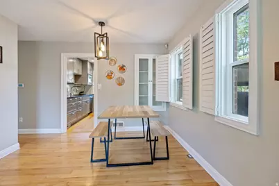 2490 E Commonwealth Ave S, Salt Lake City, UT 84109 - Photo 8