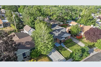 2490 E Commonwealth Ave S, Salt Lake City, UT 84109 - Photo 32