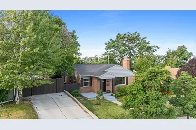 2490 E Commonwealth Ave S, Salt Lake City, UT 84109 - Photo 28