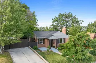 2490 E Commonwealth Ave S, Salt Lake City, UT 84109 - Photo 28