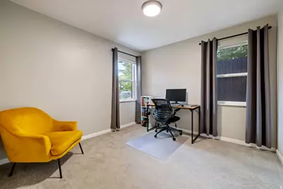 2490 E Commonwealth Ave S, Salt Lake City, UT 84109 - Photo 14