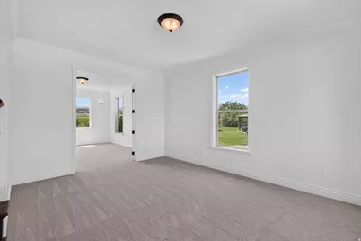 94 E Seven Iron Ct, Saratoga Springs, UT 84045 - Photo 12