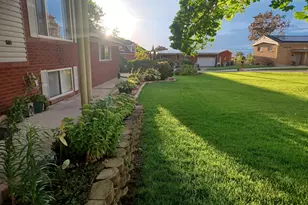 689 E Lavina Dr S, South Ogden, UT 84403 - Photo 26