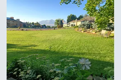 689 E Lavina Dr S, South Ogden, UT 84403 - Photo 30