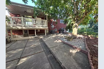 689 E Lavina Dr S, South Ogden, UT 84403 - Photo 24