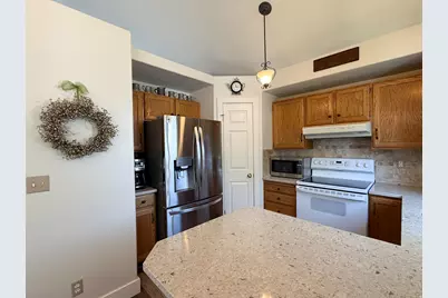 446 W 2300 N, Harrisville, UT 84414 - Photo 6