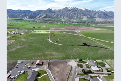 3160 W 6500 S #14, Wellsville, UT 84339 - Photo 4