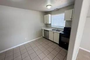 455 S 940 W, Orem, UT 84058 - Photo 24