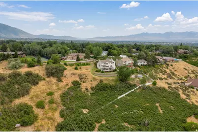 3467 E Magic View Drive, Cottonwood Heights, UT 84121 - Photo 40