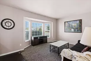 2847 W Lindi Way, Layton, UT 84041 - Photo 4