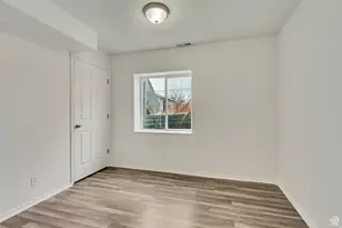 241 E Utah Ave, Tooele, UT 84074 - Photo 18