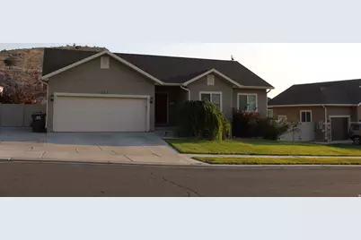 3827 E Pawnee Rd, Eagle Mountain, UT 84005 - Photo 2