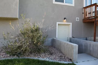 3827 E Pawnee Rd, Eagle Mountain, UT 84005 - Photo 32
