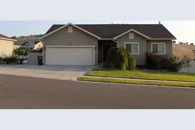 3827 E Pawnee Rd, Eagle Mountain, UT 84005 - Photo 1