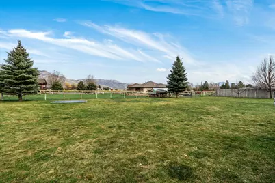 2444 N Sierra Dr, Eden, UT 84310 - Photo 32
