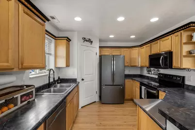 2444 N Sierra Dr, Eden, UT 84310 - Photo 6
