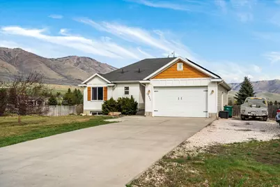 2444 N Sierra Dr, Eden, UT 84310 - Photo 2