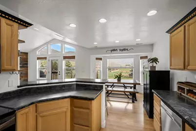 2444 N Sierra Dr, Eden, UT 84310 - Photo 8