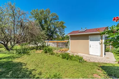 8384 S 1370 E, Sandy, UT 84093 - Photo 28