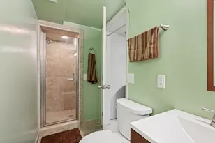 8384 S 1370 E, Sandy, UT 84093 - Photo 24