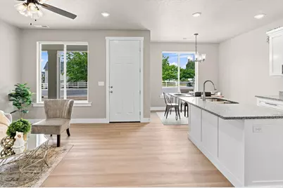 809 S 270 E #2, Smithfield, UT 84335 - Photo 4