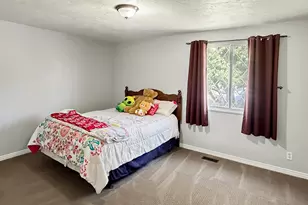 615 N Elm St, Orangeville, UT 84537 - Photo 12