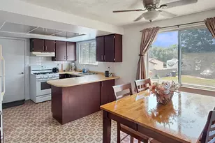 615 N Elm St, Orangeville, UT 84537 - Photo 6