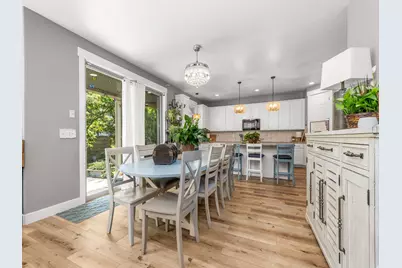 9203 S Brighton Dr, Sandy, UT 84070 - Photo 8